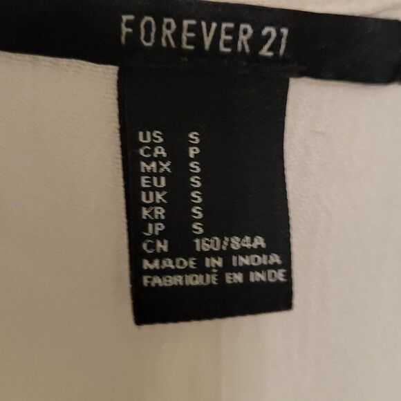 BRAND NEW FOREVER 21 SLEEVELESS WOMEN'S BLOUSE - Picture 5 of 16